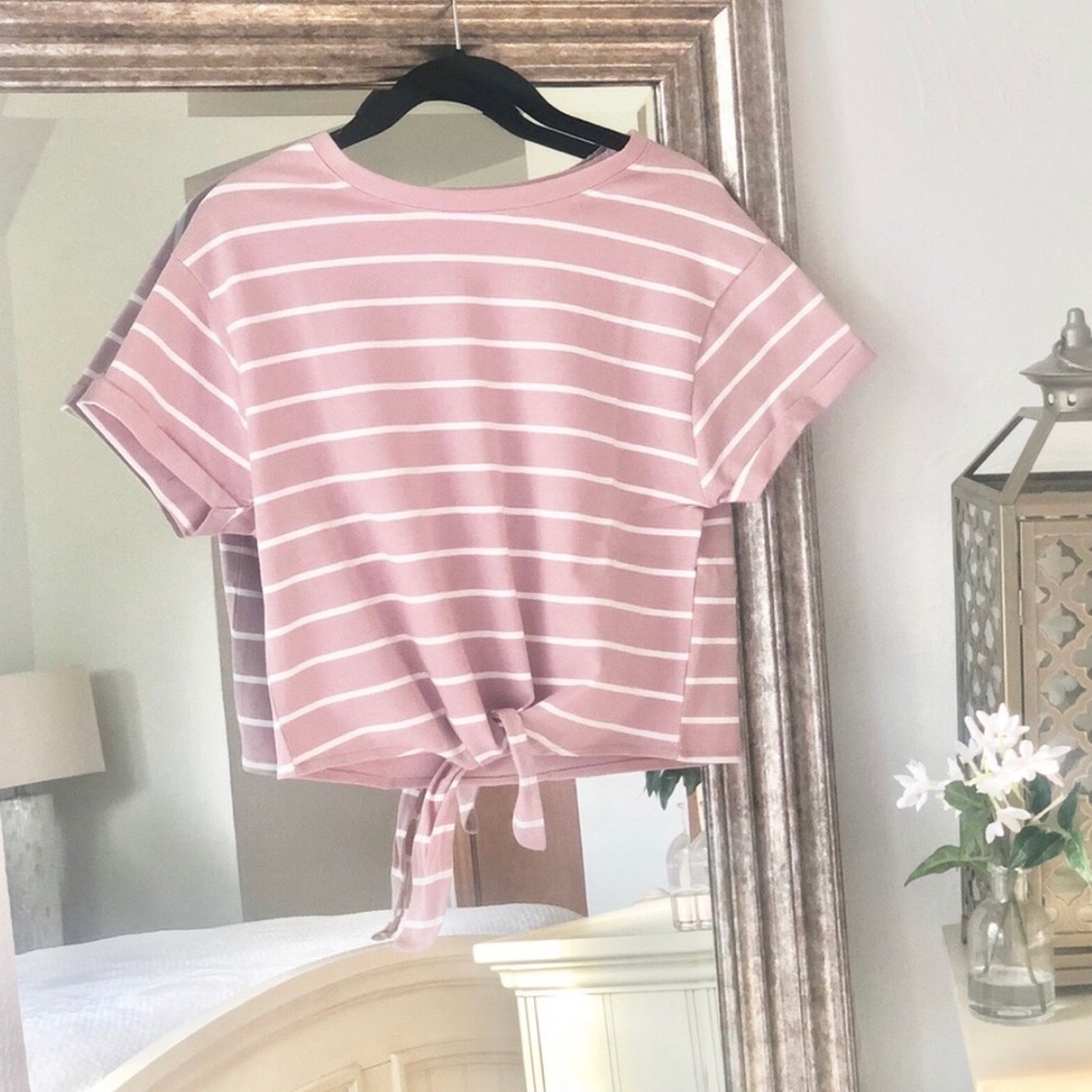 NWT || Knot Front Cuffed Sleeve Striped Tee